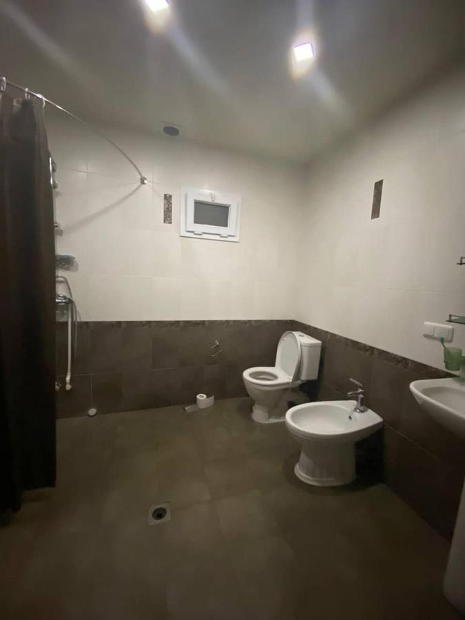 Hero Hostel Ереван Экстерьер фото